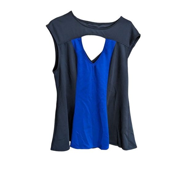 Torrid top size 2 (18-20) - Picture 1 of 2